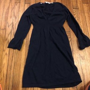V neck  wool tight material dress